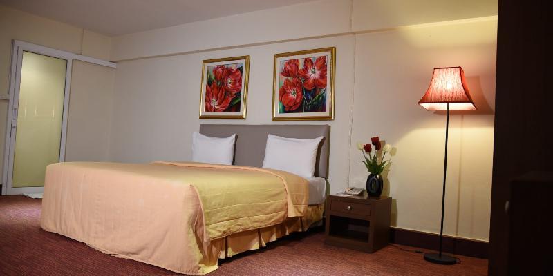 The Canal Hotel Бангкок Екстер'єр фото