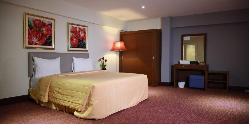The Canal Hotel Бангкок Екстер'єр фото