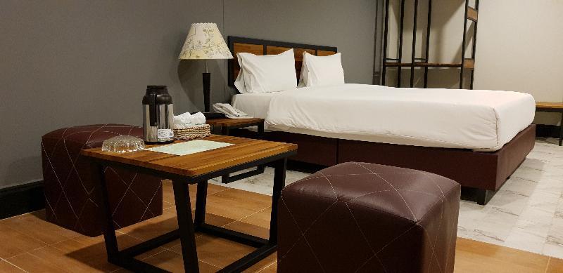 The Canal Hotel Бангкок Екстер'єр фото